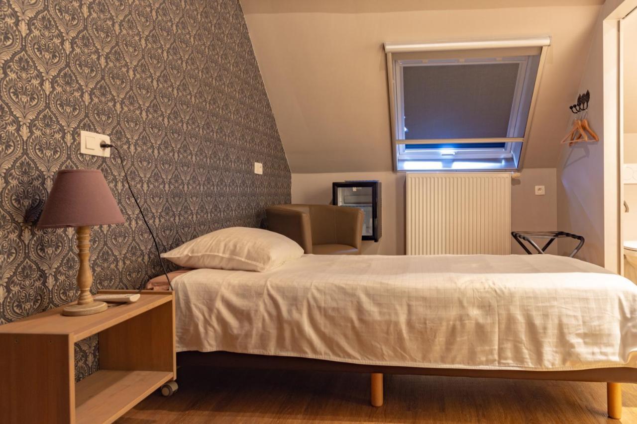 Oud Gemeentehuis Poelkapelle Dış mekan fotoğraf