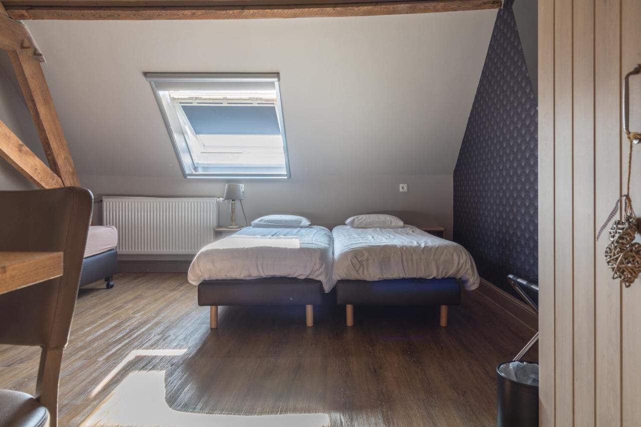 Oud Gemeentehuis Poelkapelle Dış mekan fotoğraf